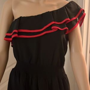NWT women’s Fashion spy dress black with Red lined ruffle trim        size large